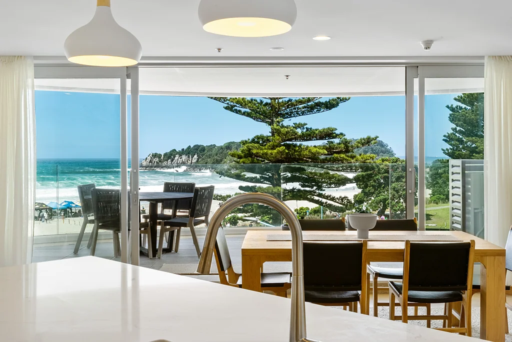 Mount Maunganui 2房  Meticulously upgraded, inside and out