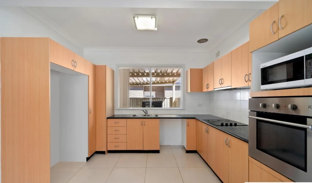 54 MEDLEY AV, LIVERPOOL NSW 2170, 0 Kuwarto, 0 Banyo, House