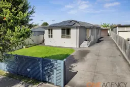 16 MONTROSE AVE, Fairfield East