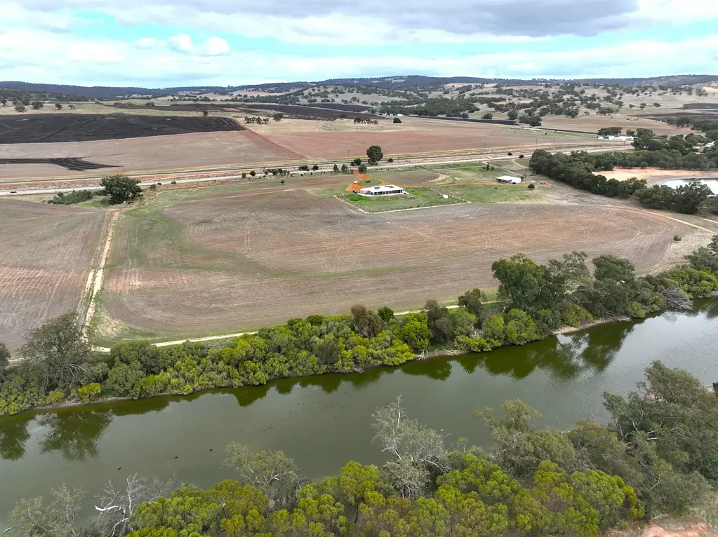 1216 Northam-Toodyay Road, Toodyay, WA 6566
