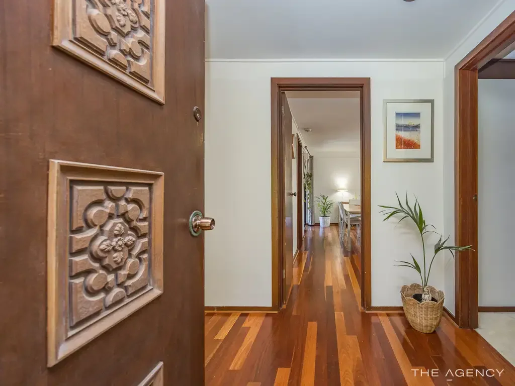 Duncraig 4ਬੈੱਡਰੂਮ FABULOUS 4X2 FAMILY HOME WITH POOL + SEPARATE OFFICE/STUDIO (6m x 4m)