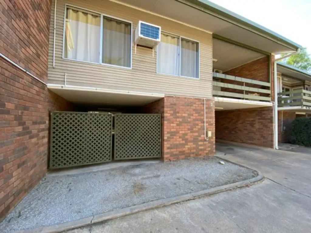 Katherine 3ห้องนอน WELCOMING TOWNHOUSE! HIGHSET HOME!