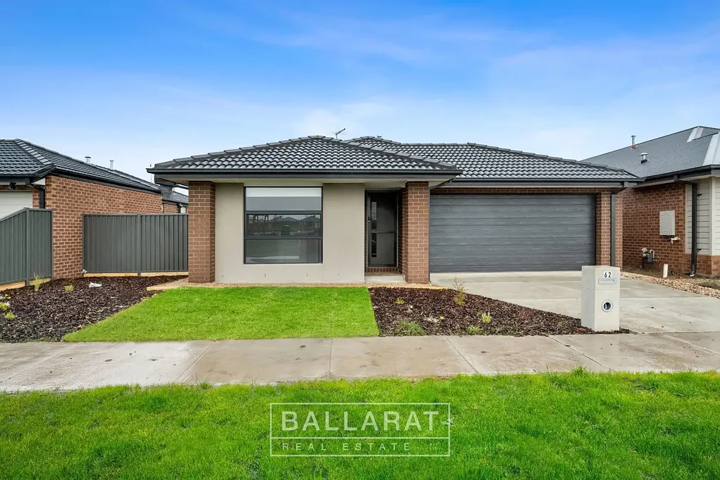 Four bedroom home in Alfredton Central