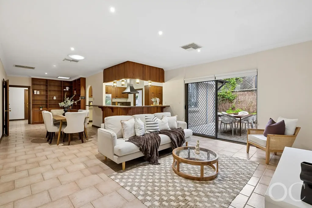 Mitcham 3Moenga Open the Door to Expansive Family Living in Mitcham's Coveted School Belt