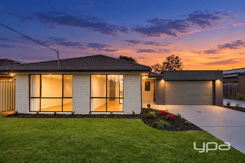 Meadow Heights 3房 全面翻新，拎包入住——无需再做任何事！ Fully Renovated & Ready to Move In – Nothing Left to Do!