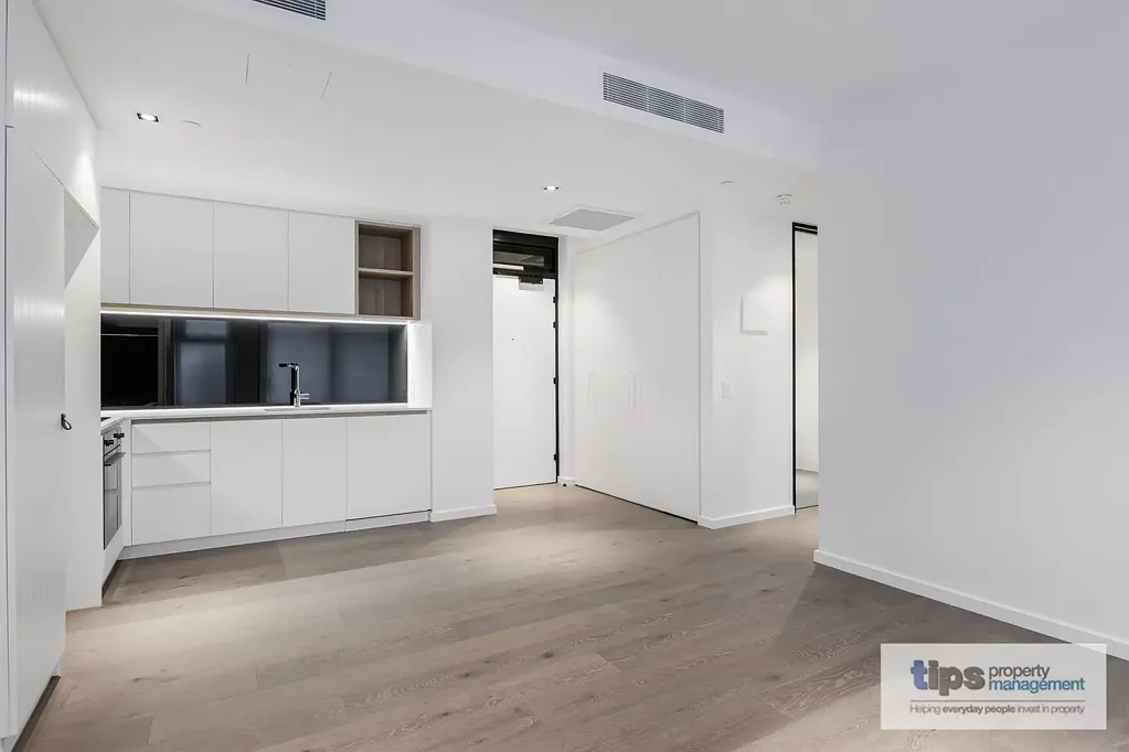 APARTMENT IN SOUGHT AFTER LOCATION
