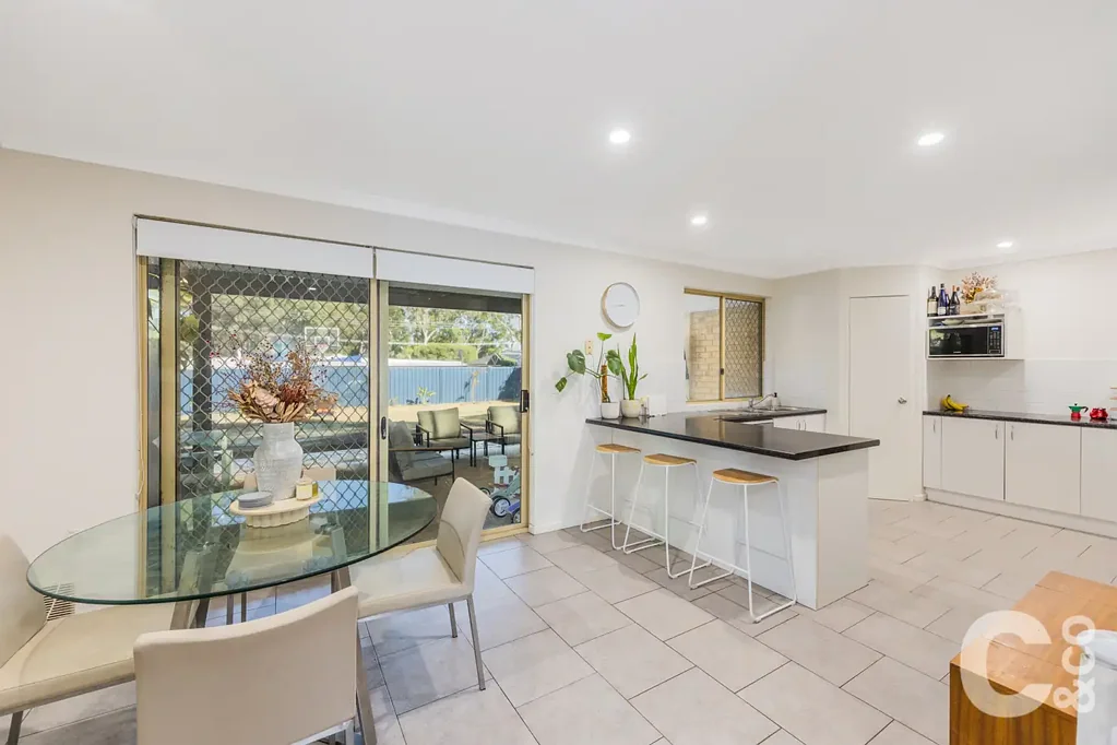 6 Conellan Terrace, Parmelia, WA 6167