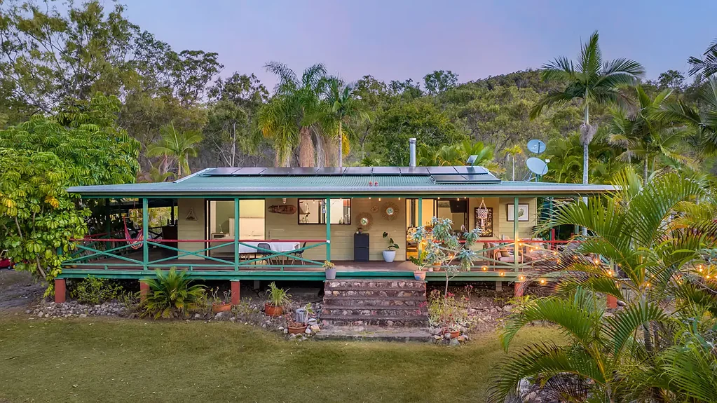 Captain Creek 2Zimmer Picturesque Captain Creek Acreage with Off-Grid Living