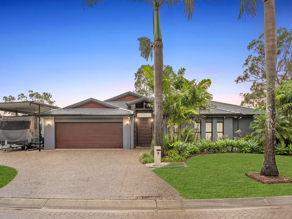Murrumba Downs 4ਬੈੱਡਰੂਮ Resort-Style Residence Overlooking South Pine River!