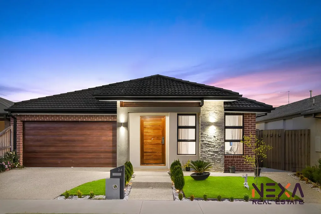 Donnybrook 4ห้องนอน Stunning North-Facing Family Home in Prestigious Donnybrea Estate