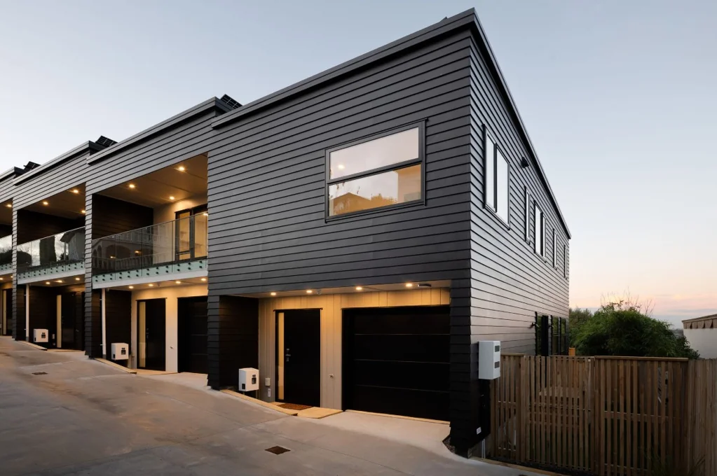 Hamilton Lake 3ਬੈੱਡਰੂਮ Where City Convenience Meets Designer Cool