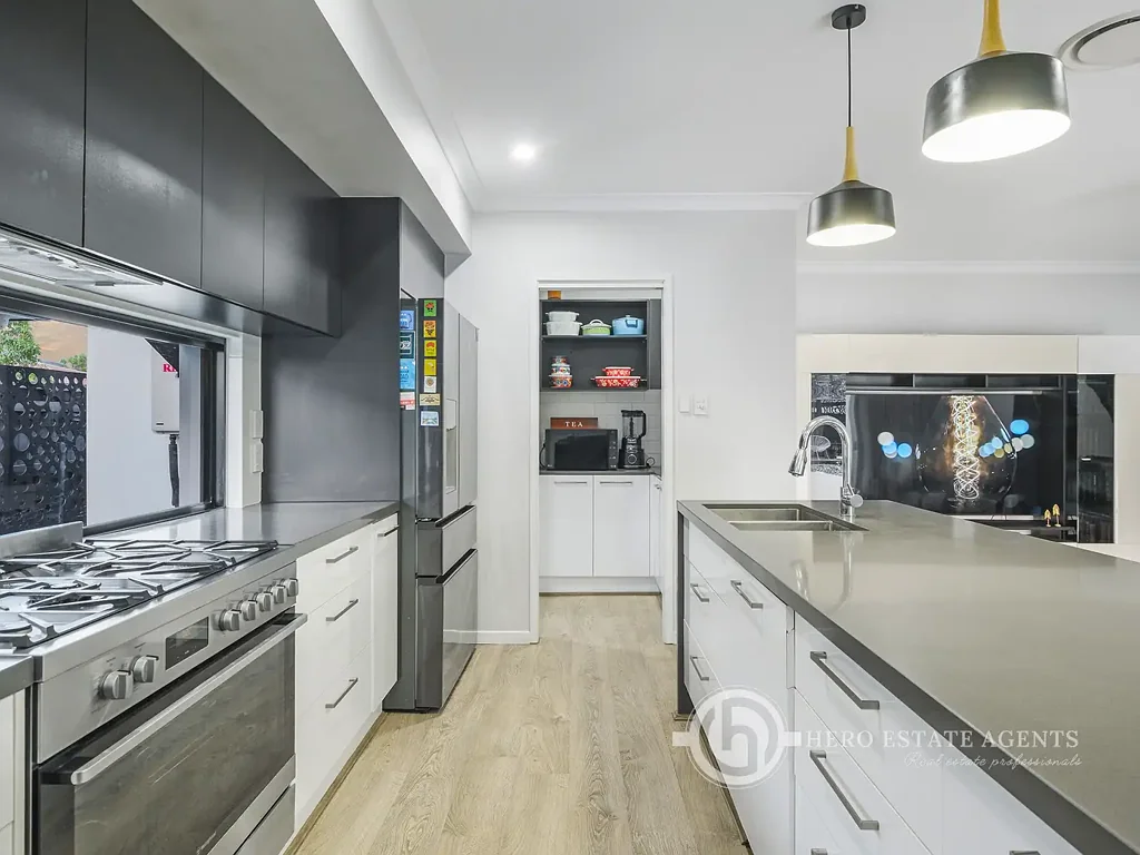 85 Steamer Way, Spring Mountain, QLD 4300
