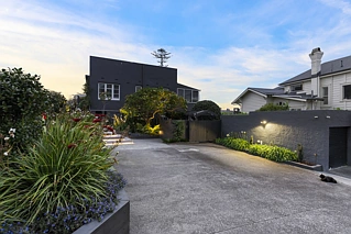 4/10 St Georges Bay Road, Parnell, Auckland City