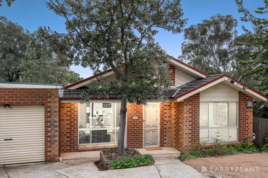 Montmorency 2 Bedroom Single Level Elegance with Privacy and Position