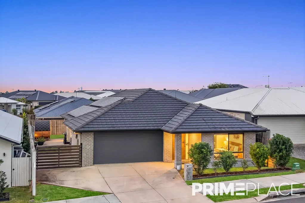 Redbank Plains 5 Slaapkamer A Spacious 5-Bedroom Family Home in Eden’s Crossing