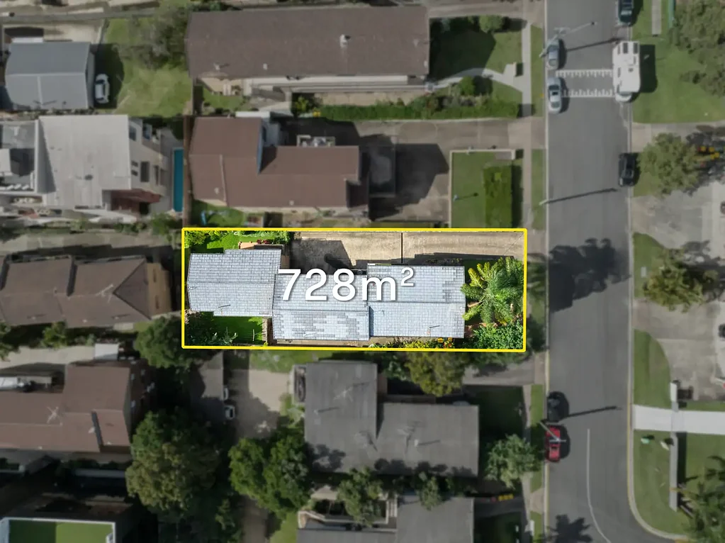 Southport 12Zimmer Prime Investment Portfolio - 6 Units - Land area 728m2