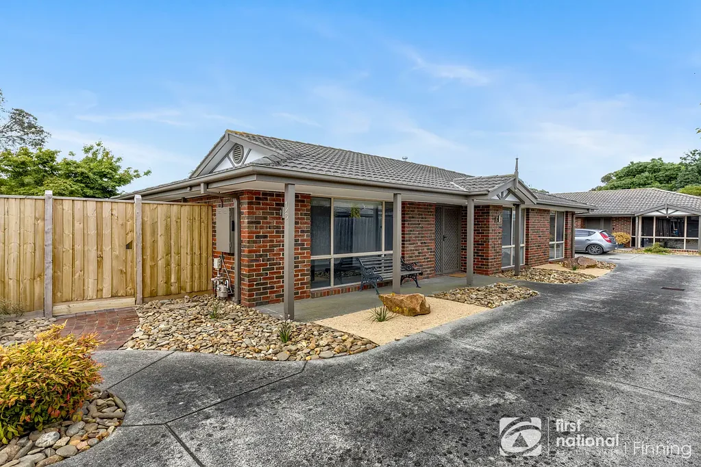 1/6 Delmont Court, Cranbourne, VIC 3977
