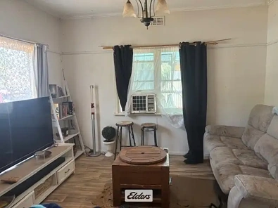 8 Mitchell Avenue, Dareton, NSW 2717, 3 Bedrooms, 1 Bathrooms, House