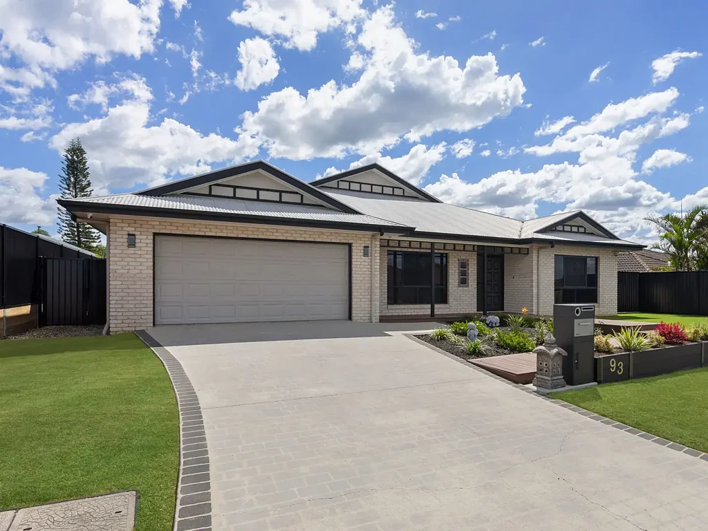93 Rockman Drive, Raceview, QLD 4305