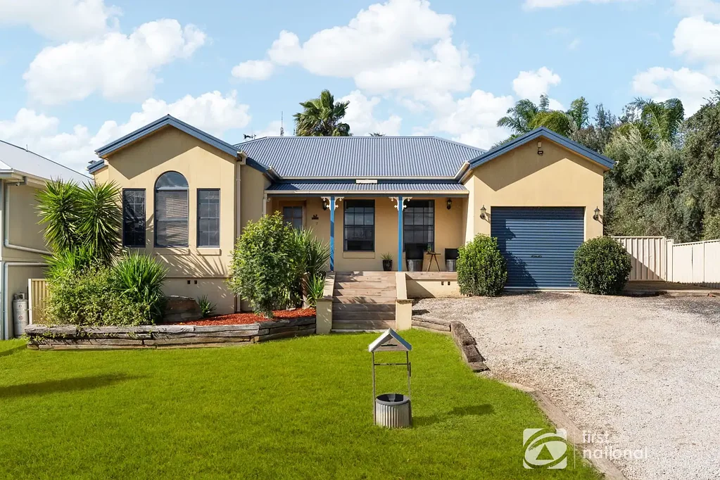 Gulgong 5Moenga SURPRISNGLY SPACIOUS, INSTANTLY INVITING
