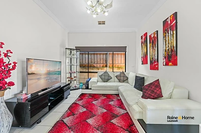 37 Ben Lomond Road, Minto, NSW 2566, 3 slaapkamers, 2 badkamers, House