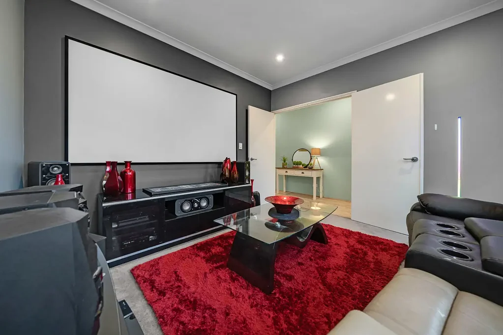 49 River Avenue, Maddington, WA 6109