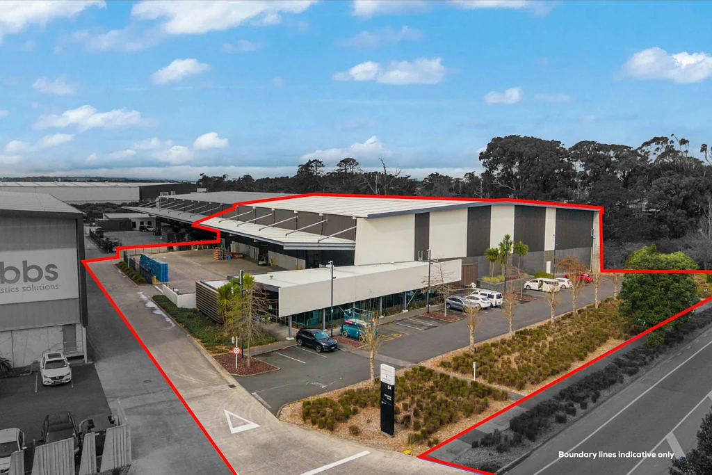 Mangere 3,132M² AIRPORT WAREHOUSE AVAILABLE NOW