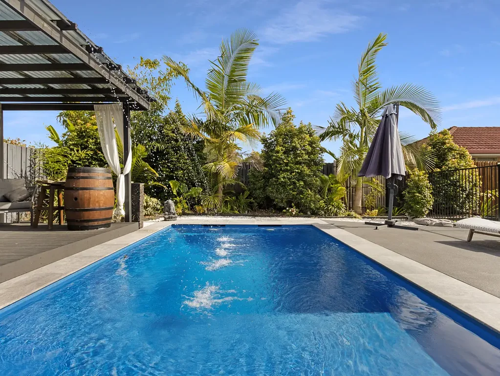 27 Vicki Parade, Torquay, QLD 4655