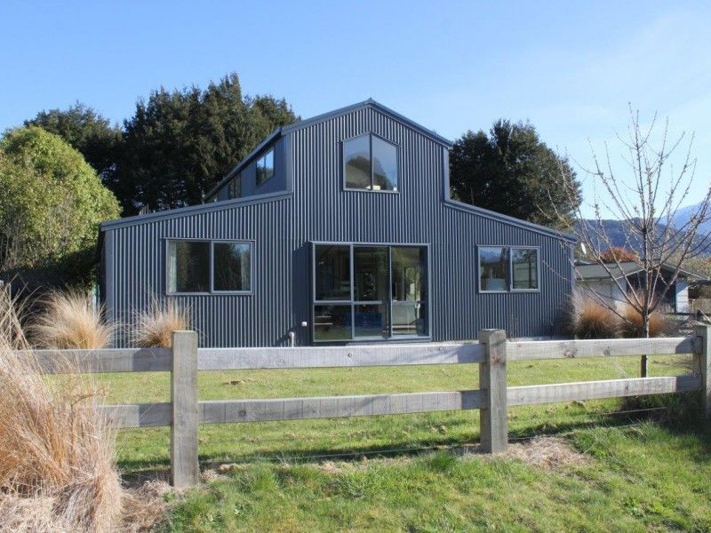 68 View Street, Manapouri, Southland, 4 Kuwarto, 0 Banyo