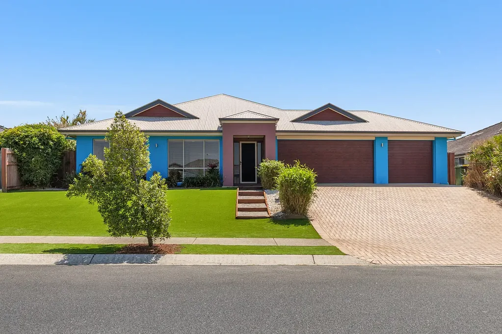 24 Amity Drive, Rothwell, QLD 4022