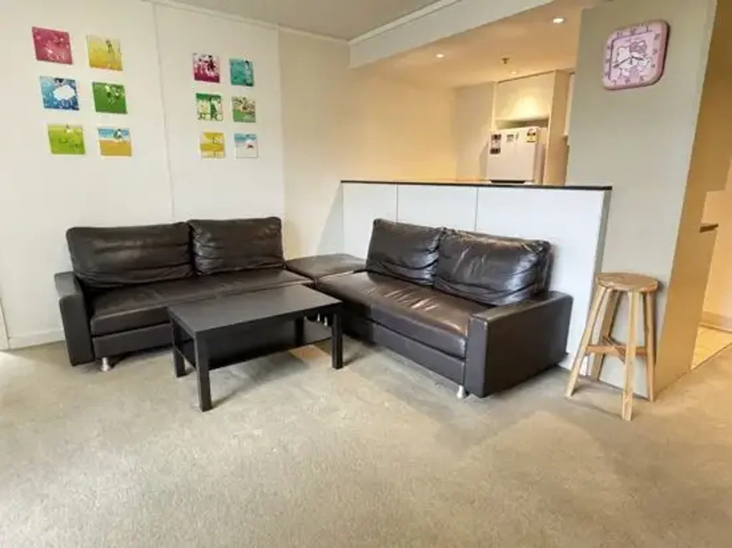 Fully Furnished 3 Bedrooms 2 Bathroom apartment