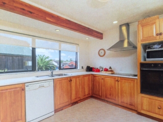 86 Gosford Drive, Botany Downs, Auckland - Manukau, 4 phòng ngủ, 0 phòng tắm, Suite room