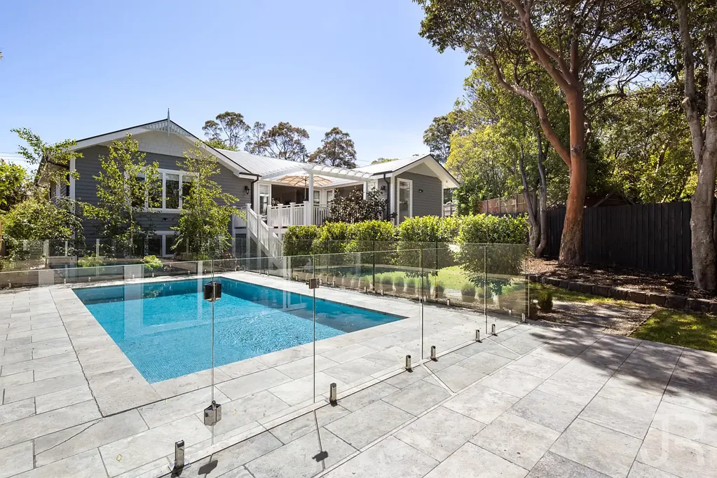 Berwick 4कमरा The Hamptons Haven, Redefined.