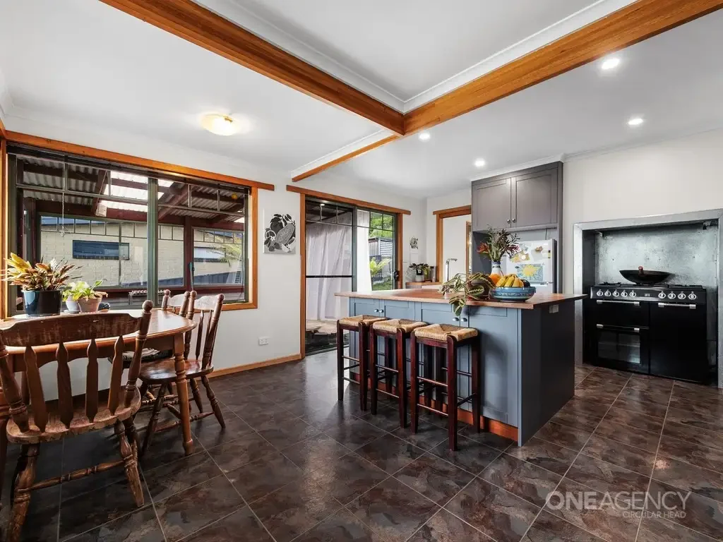 Smithton 3房  Well Maintained Home In Popular Emmett Street!