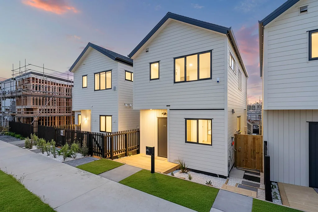 Westgate 4ਬੈੱਡਰੂਮ Dual-Key Home with Master Build Guarantee