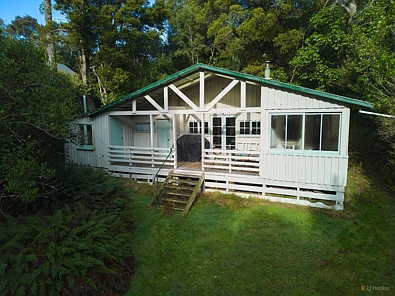 Geraldine 4 Bedroom A Classic Kiwi Bach with Soul