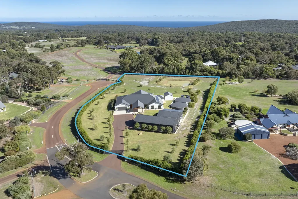 Yallingup 6બેડરૂમ Ocean & Valley Views - Exceptional Yallingup Lifestyle
