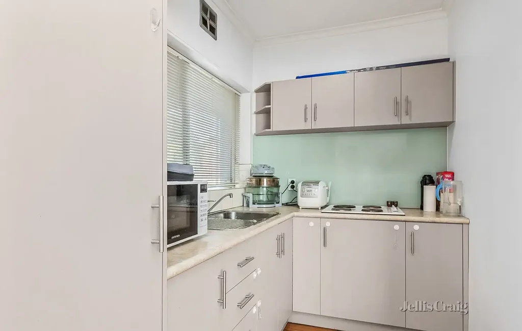 One-Bedroom Unit