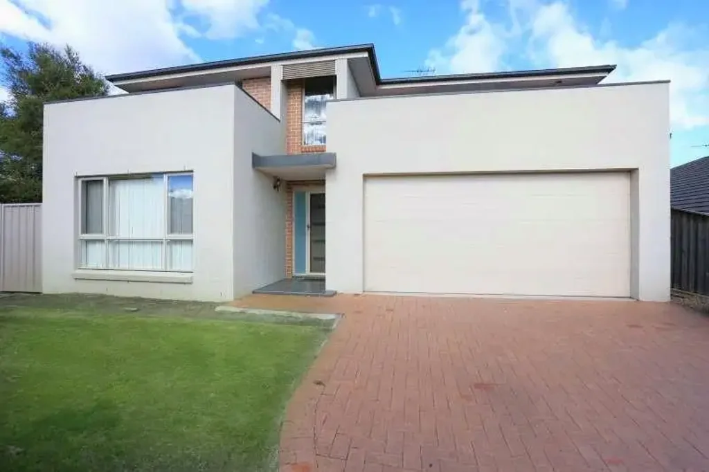Spacious Family Living in the Heart of Kellyville Ridge