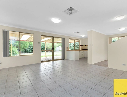 22 Hemingway Drive, Camillo, South East Perth, 3房, 1浴, House