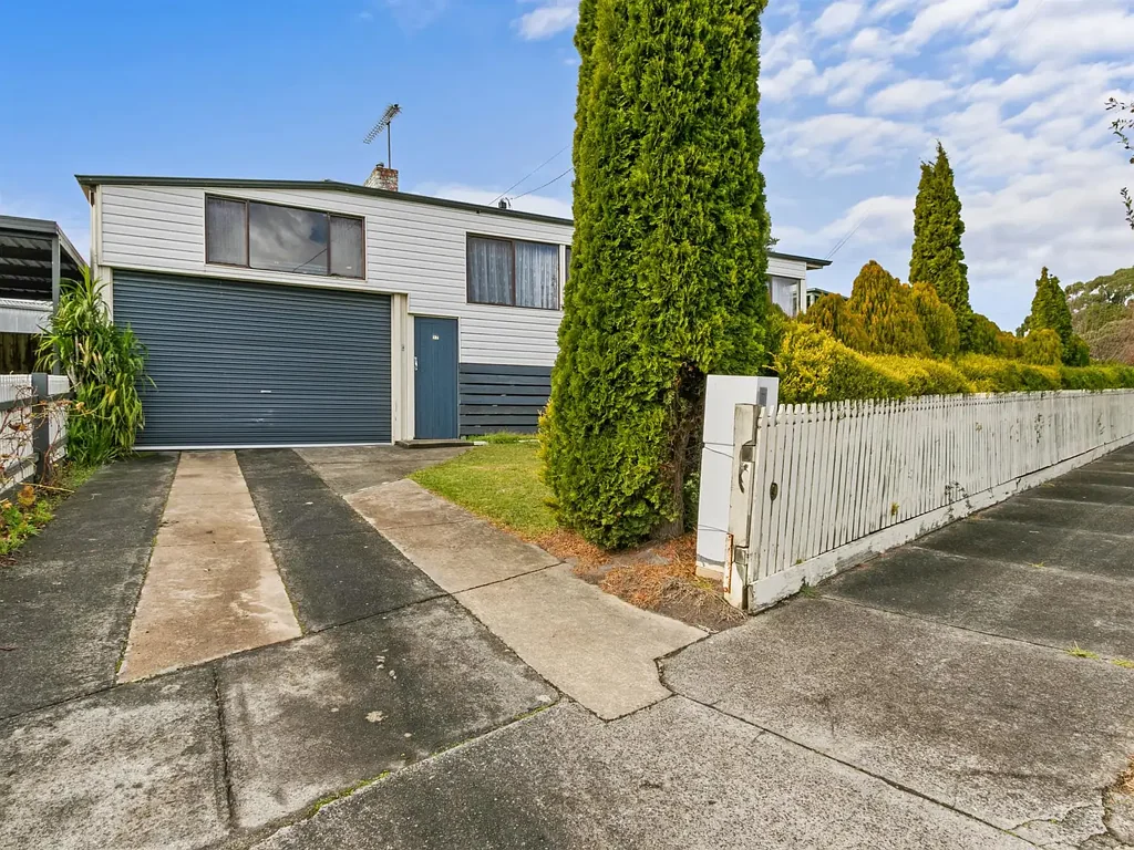 Moe 3房  FOR SALE - 17 WINDSOR AVENUE MOE