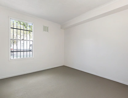 1/75 Drummond Street, Carlton, Melbourne CBD, 2 phòng ngủ, 1 phòng tắm, Apartment