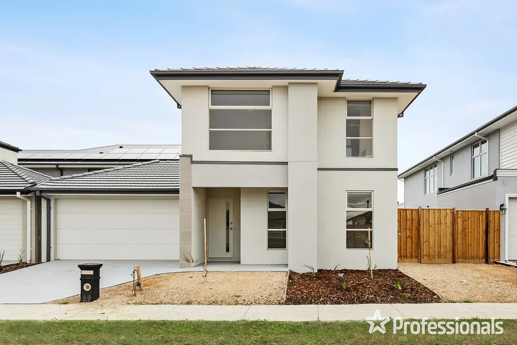 Fraser Rise 3Moenga Brand New and Stylish in Premier Position