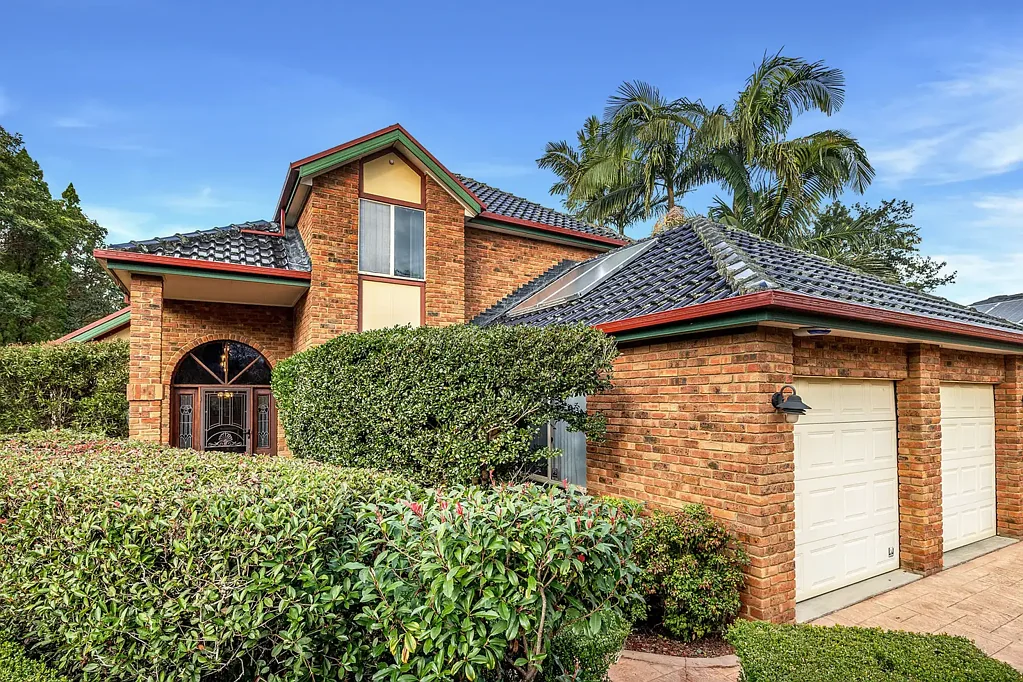 Garden Suburb 5침실 Classic Elegance Meets Exceptional Family Living