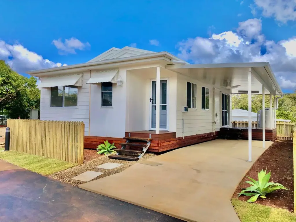 Mapleton 2Moenga Brand NEW two-bedroom homes @ The Lilyponds Home Park in Mapleton.