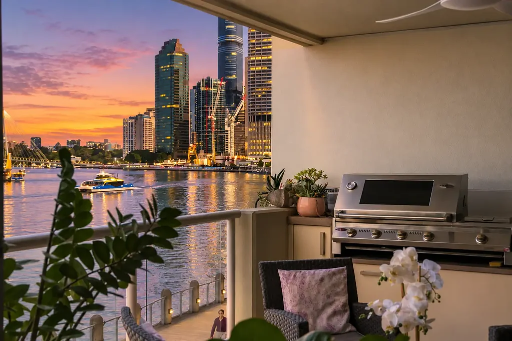 Brisbane City 3部屋 A Rare Opportunity on Brisbane’s Evolving Waterfront!