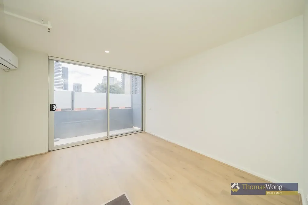 STUDENT ONLY ACCOMODATION - One bedroom Apartment in Heart of Box Hill
