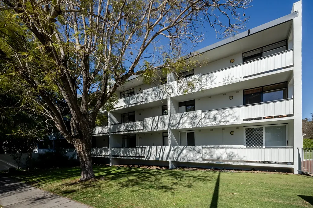 PRIME LOCATION SOUTH PERTH APPARTMENT