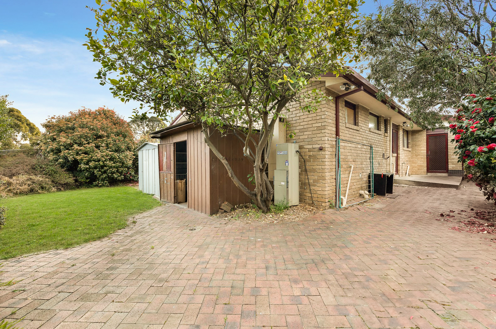 126 KING ARTHUR DR, GLEN WAVERLEY VIC 3150, 0 कमरे, 0 बाथरूम, House