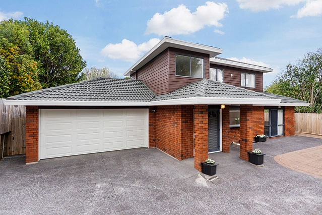 2/12 Oak Street, Royal Oak, Auckland City